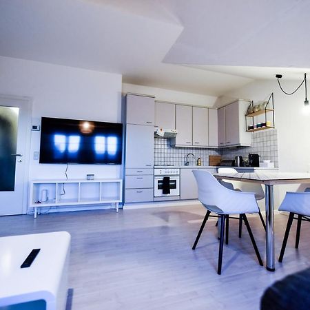 Апартаменти Skyhigh Studio Stp Санкт-Пельтен Екстер'єр фото